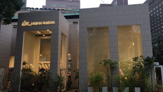 美術館のような外観