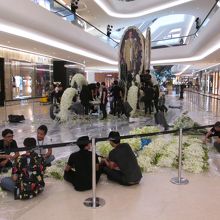 セントラル エンバシー