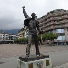 希少 フレディマーキュリー 像 オブジェ 置物 高さ45㎝ クイーン 金属製 希少 フレディマーキュリー 像 オブジェ 置物 高さ45㎝ クイーン