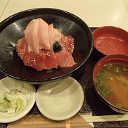 まぐろづくし丼と山盛り大トロ