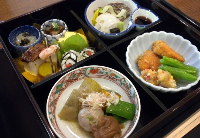 京都旭漆工房　松花堂 京都旭漆工房 松花堂