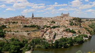 旧市街全域が世界遺産