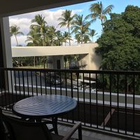 ラナイ…玄関ビューですが緑が多くて気になりませんでした