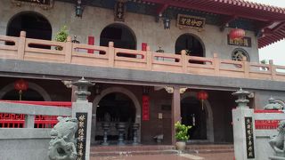 2階にも上がってみて…