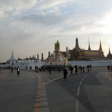 ワット プラケオ