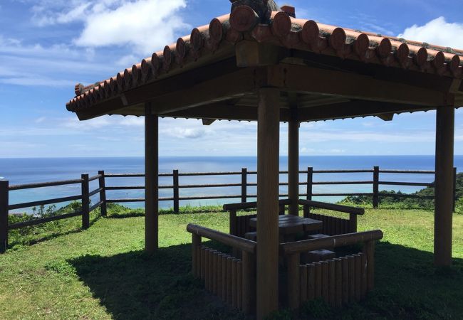 登山道近くにあります