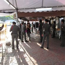 王宮 (プラボロマ マハー ラーチャワン)