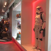 サヤーム ディスカバリー センター