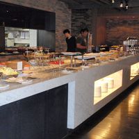 朝食バイキング