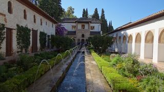 事前に予約・発券することと、半日以上の時間を確保するのがおすすめ