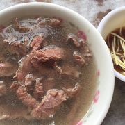 踊る牛肉スープ