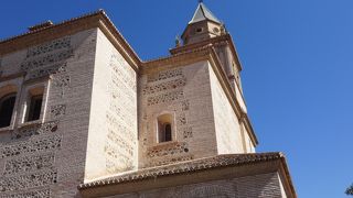 星型にくりぬいた天井