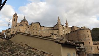 イタリアルネッサンス文化の中心地・・・