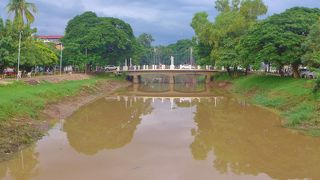 町の喧騒から離れてほっとできる場所