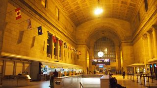 夜の雰囲気がとても良いです。