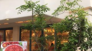 アーケード通りと広瀬通りの間にあります