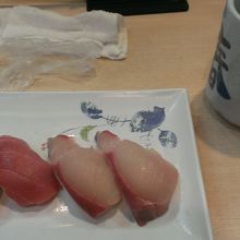 美味しくて安いにぎり