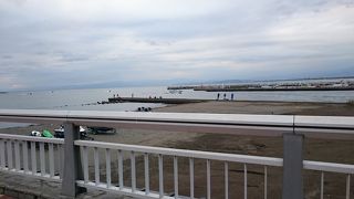 海風を受けながら進みます。