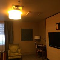 だだっ広さはわかるでしょうか？外は道路