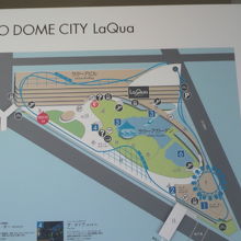 ラクーアの施設案内の地図です。ジェットコースターもあります