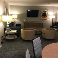 コネクティングルームの一部屋。我が家より広い。トイレ風呂も。