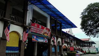 ただの土産物屋