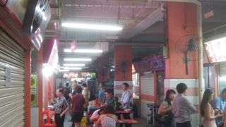 正統派のホーカーズ