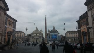 ローマの北の玄関口