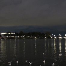 内アルスター湖夜景