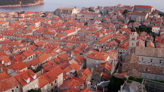 スルジ山側の見張り塔