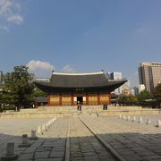徳寿宮の中心的建物