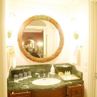 おしゃれな感じの洗面所