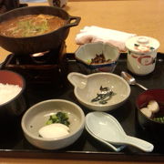 広島で評判のお店、牡蠣の土手鍋定食に満足しました