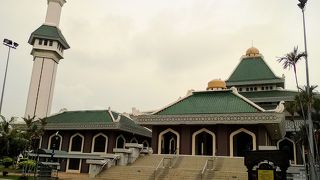 マラッカ州立モスク