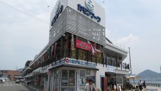 ショッピングモール