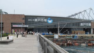 平日の閉店は早い