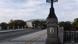 原爆ドームと平和記念公園を繋ぐ橋