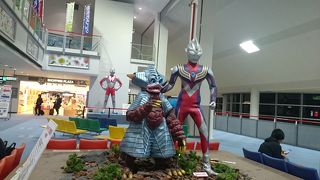 ウルトラマンがいる空港