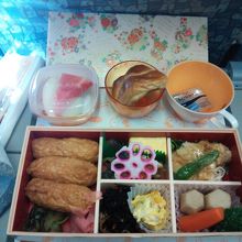 機内食  羽田-台北松山