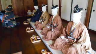 復原された主殿や鍛冶公房など見どころ満載！