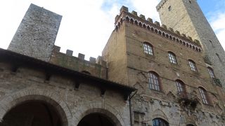 現在残っている中で最も高い塔・・・