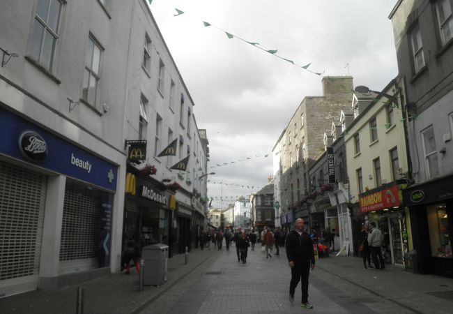 ゴールウェイ最大のショッピング街