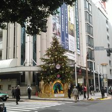 クリスマスツリーが飾ってありました