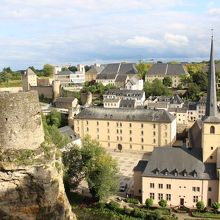 遊歩道から見たボックの砲台