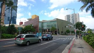 センスのいいアロハシャツが安いです