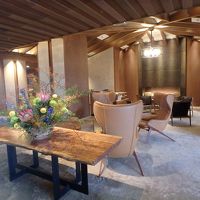 2016年、サミット後に改装した美しいロビーエリア