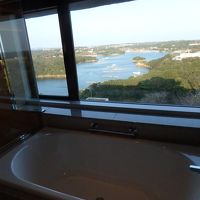 英虞湾を一望できるビューバス