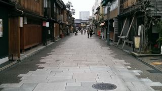 ひがし茶屋街よりゆっくり見れる