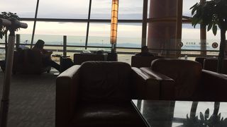 スターアライアンスゴールドもしくはプライオリティパスではいれるT3ラウンジ