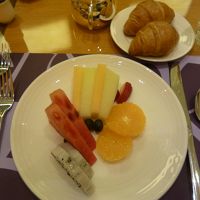 朝食のコンチネンタルセット。これくらいでちょうど良かった。